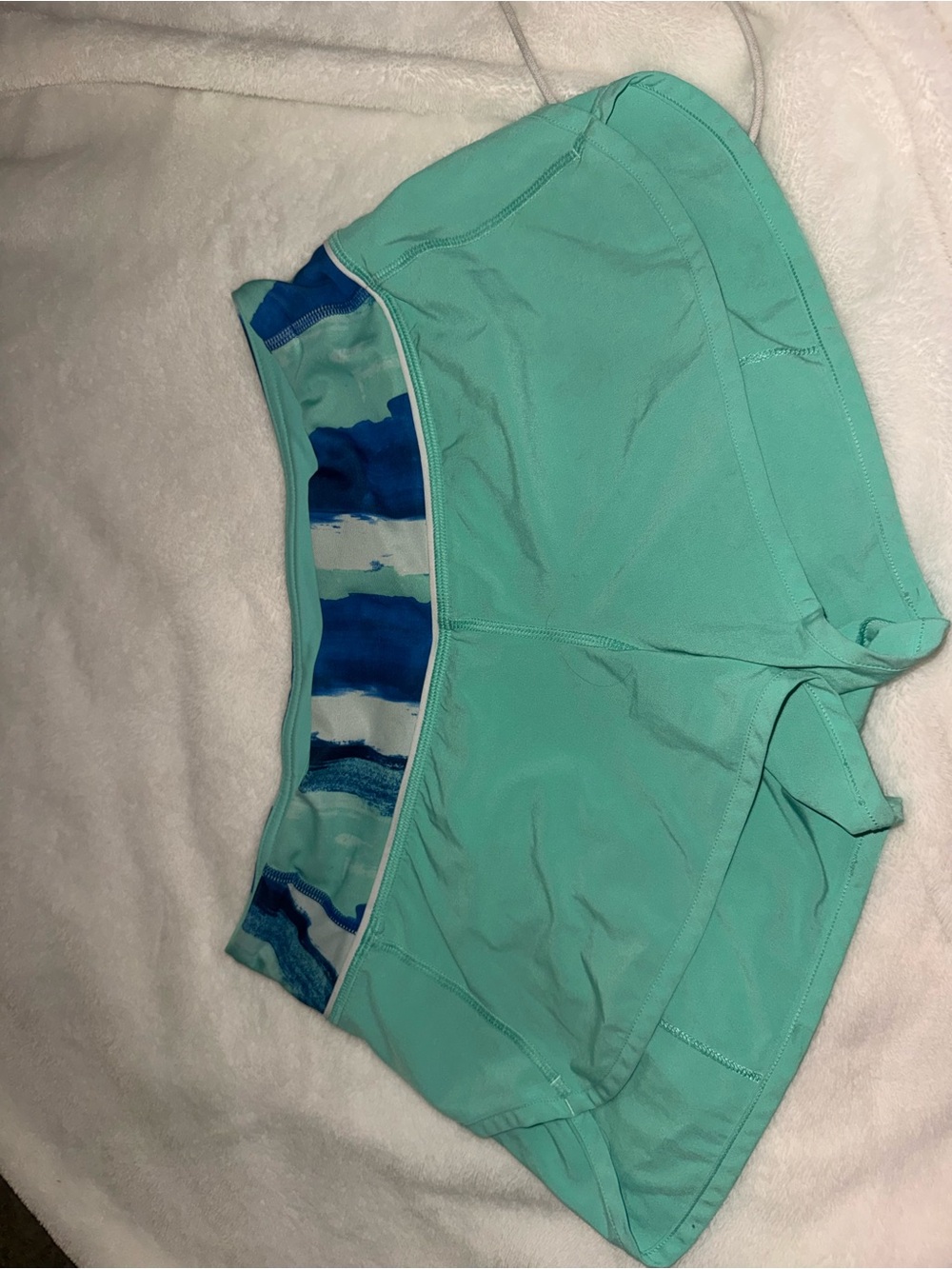 lululemon run speedup shorts brush strokes harbor & menthol green!!! size 6